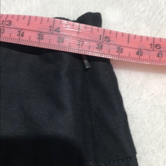 EXPRESS BLACK RUFFLE MINI SKIRT SIZE 6 - Picture 6 of 9